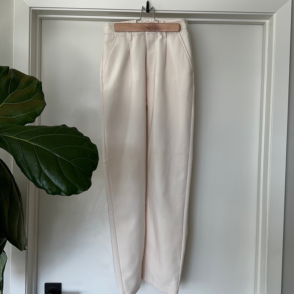 Abercrombie cream trousers, XS